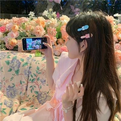 校草是女生